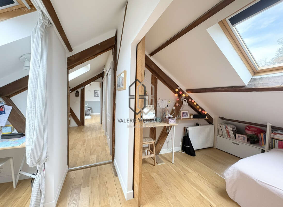 Appartement à SAINT-MAUR-DES-FOSSES