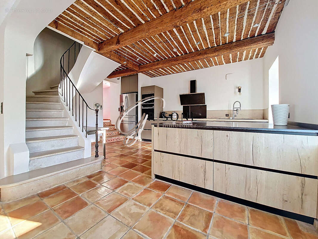 Maison à SIX-FOURS-LES-PLAGES