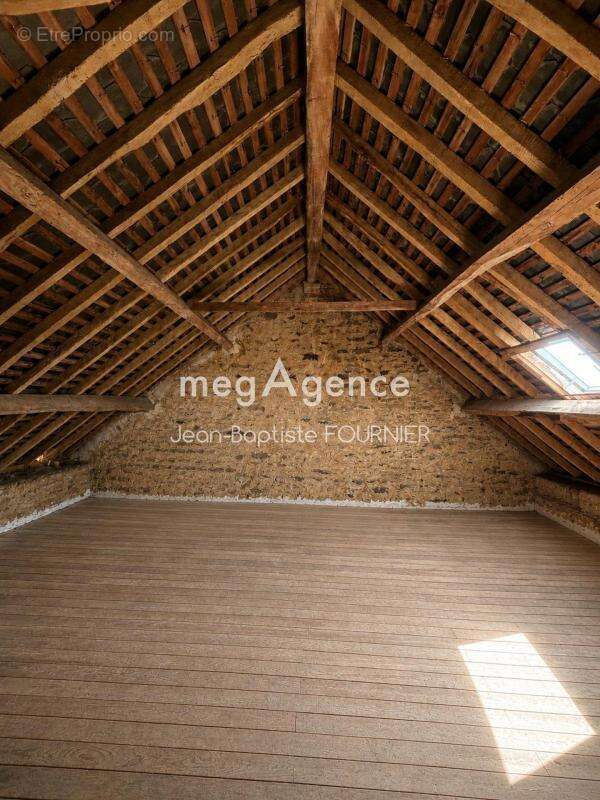 Maison de Maître avec dépendances – Terrain de plus de 4 400 m² - photo 13