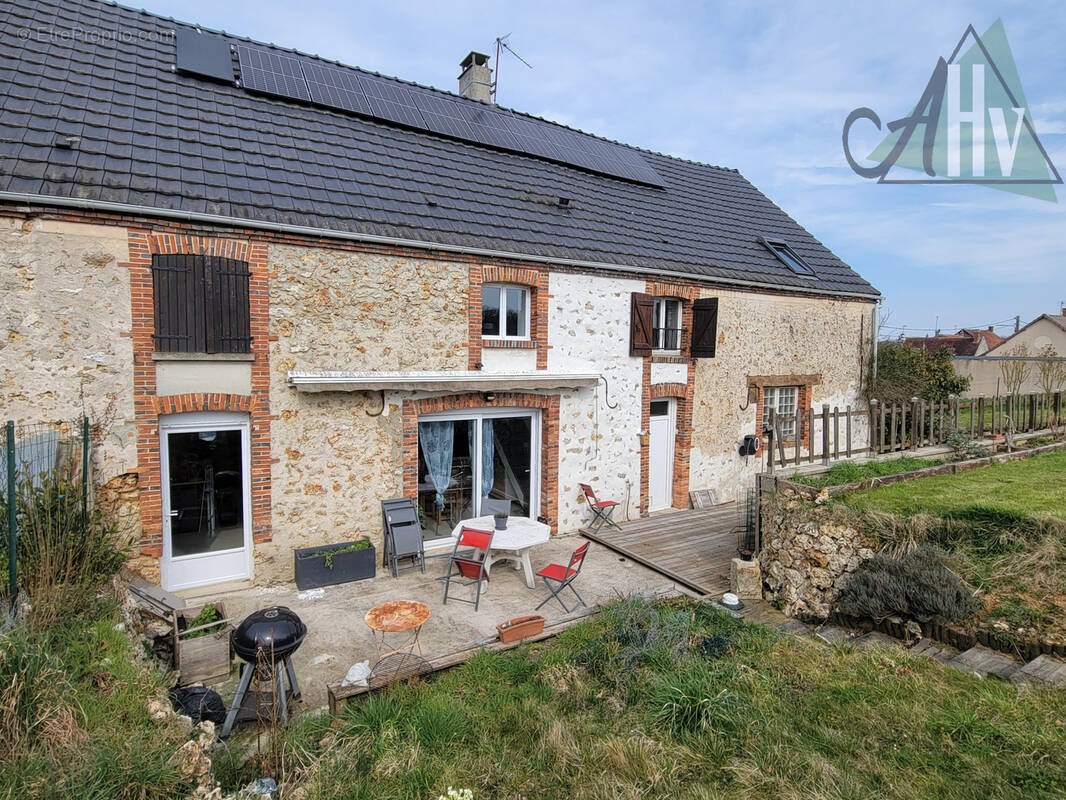 Maison à LE GAULT-SOIGNY