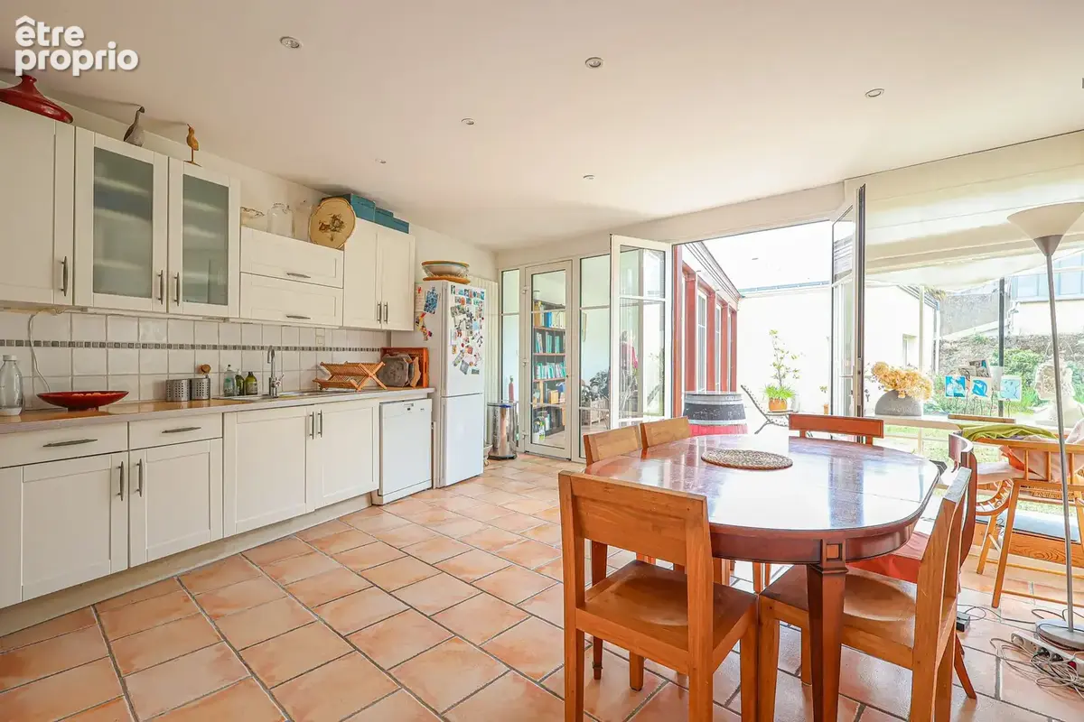 Maison 7 pièces 230 m² à vendre à Nantes (44000) - photo 8