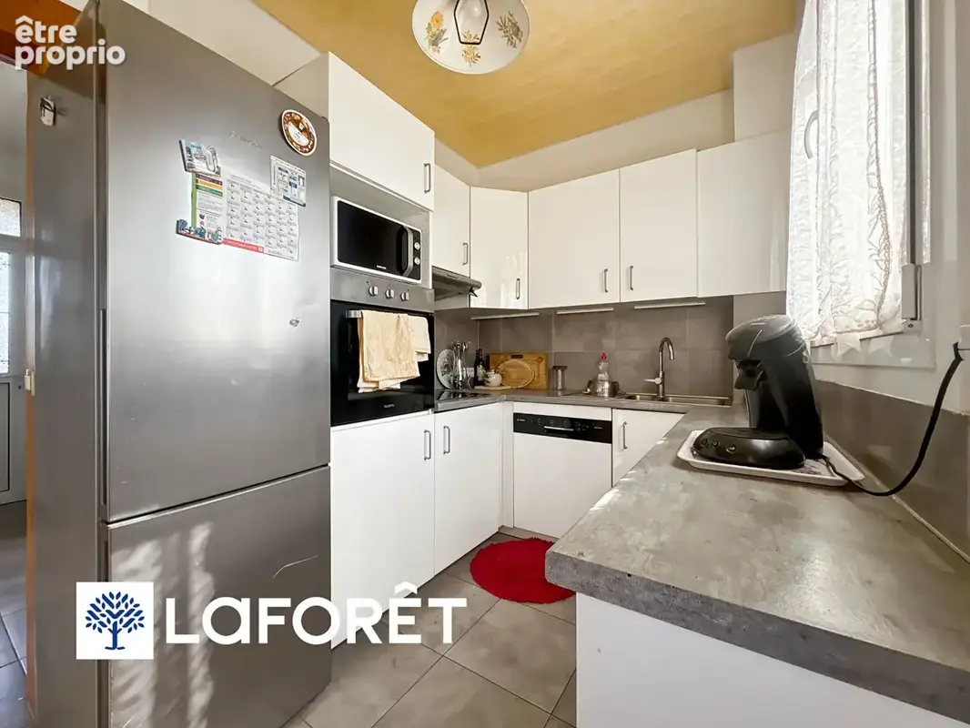 Maison 6 pièces à vendre à Sainte Geneviève des Bois Proximité gare commerces - Réf 11032 - photo 4