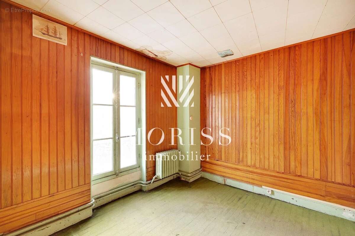 Maison à SAINT-MAUR-DES-FOSSES