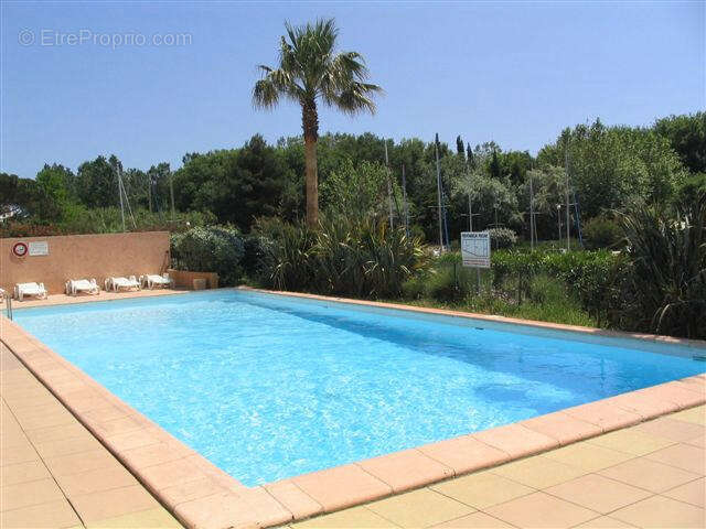 Appartement à COGOLIN