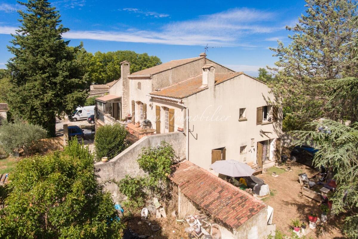 Maison à ROBION