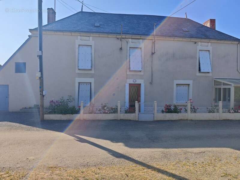 Maison à LA TARDIERE