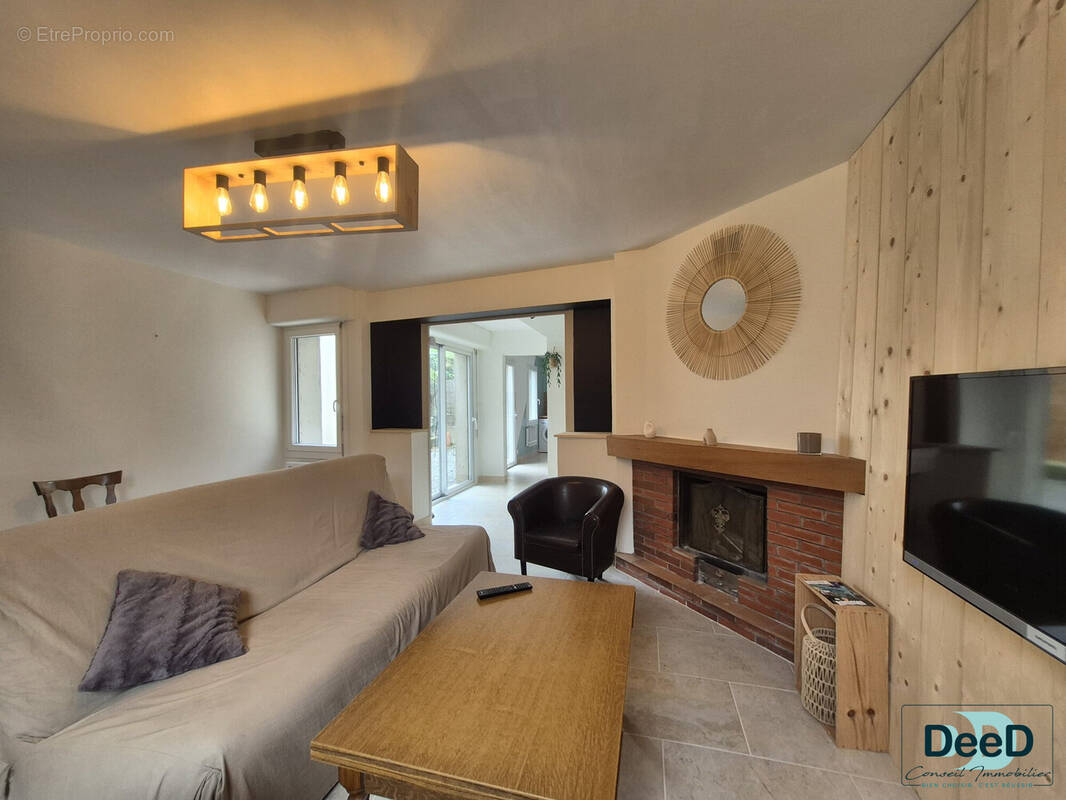 Maison à SARRANCOLIN