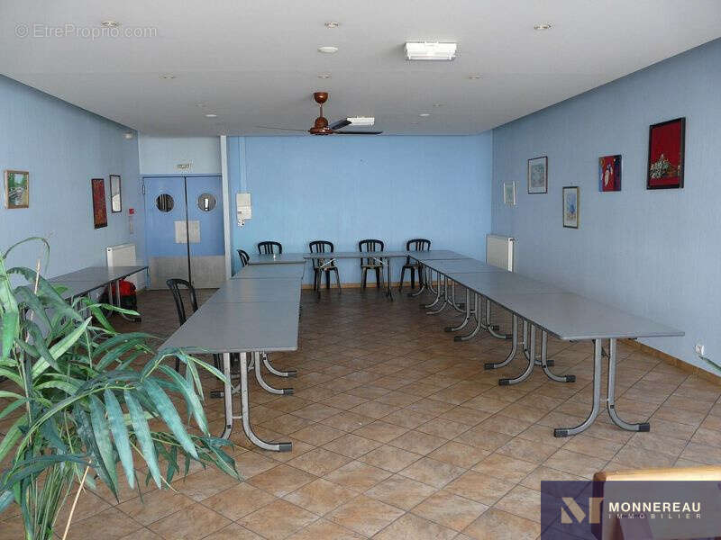  barbezieux-saint-hilaire (16)   restaurant, pub & licence iv   murs et fonds - photo 14