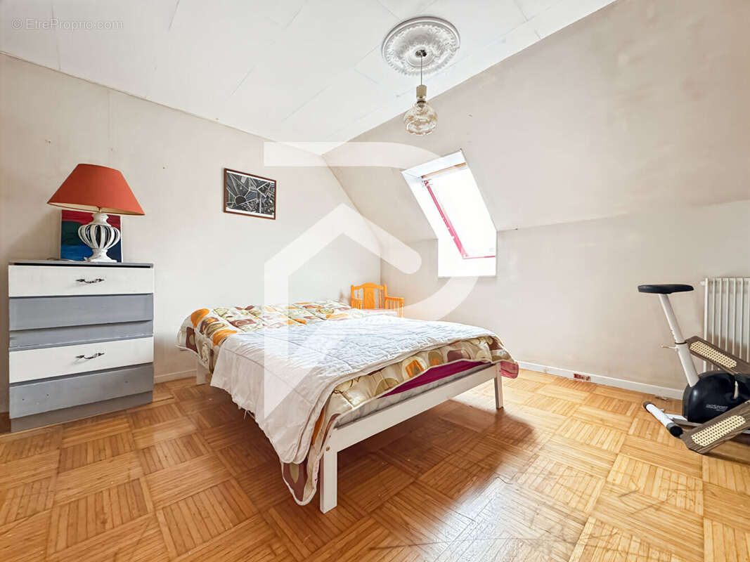 Maison à BEAUVAIS