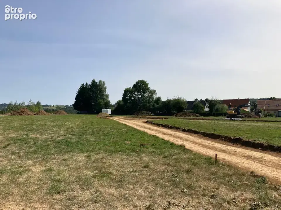 Terrain 833 m² à vendre à Arpajon-Sur-Cere (15130) - photo 3