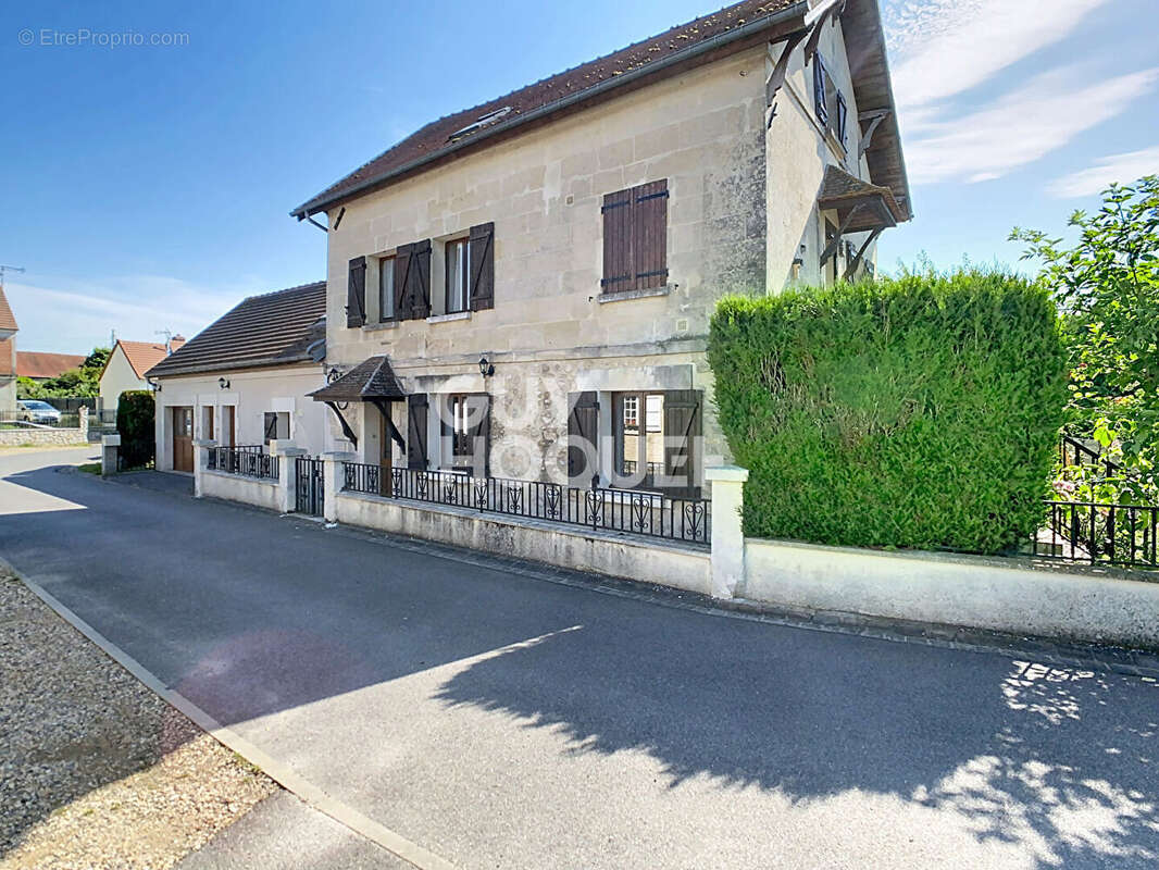 Appartement 4 pièces à vendre à Russy-Bémont - 159 000 - photo 7
