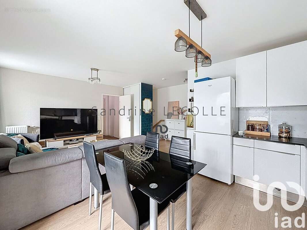 Photo 5 - Appartement à SAINT-THIBAULT-DES-VIGNES