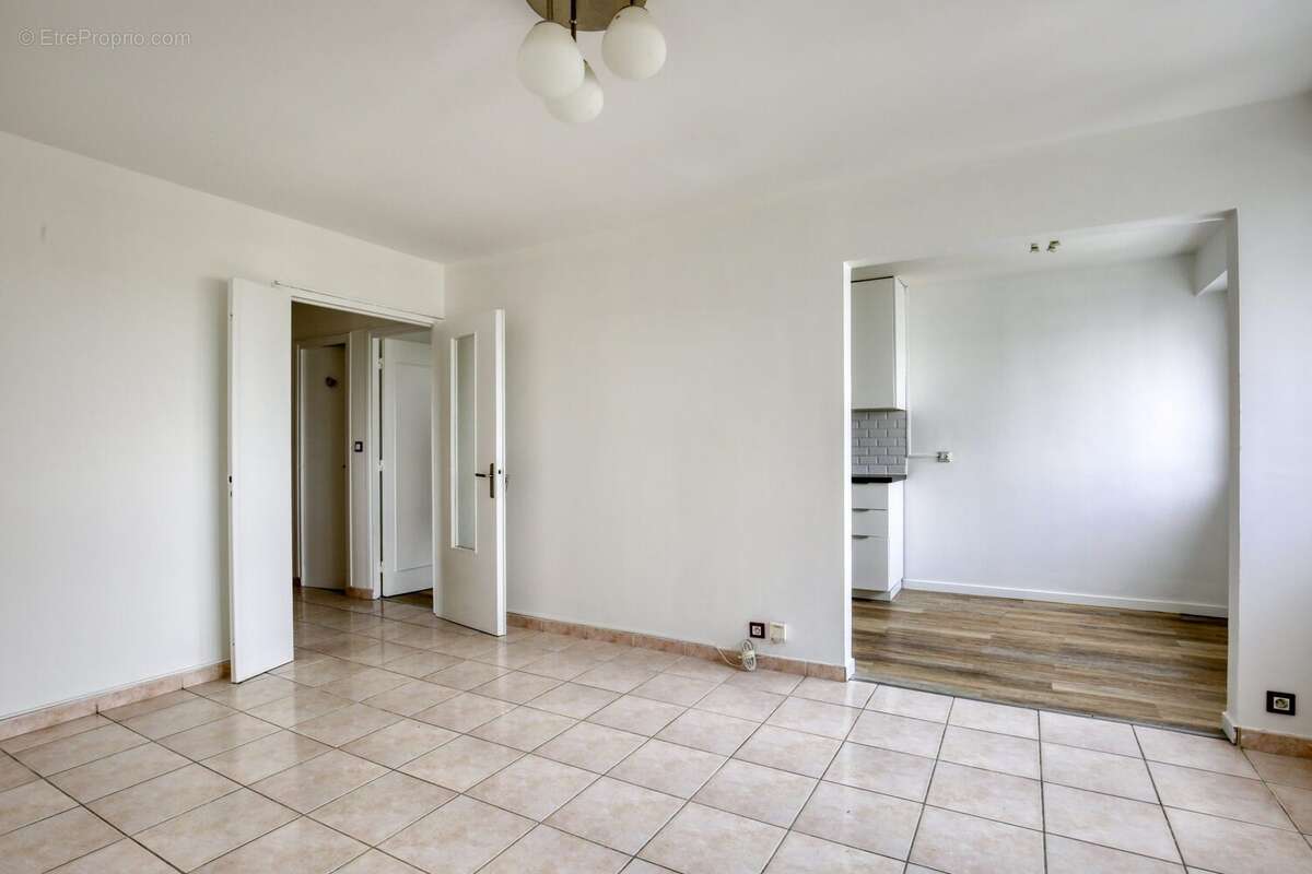 Appartement à EPINAY-SUR-SEINE