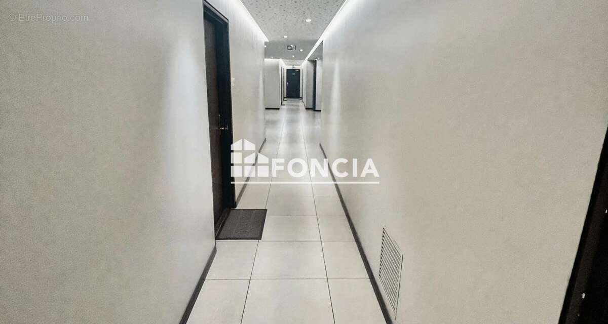 Appartement à LEVALLOIS-PERRET