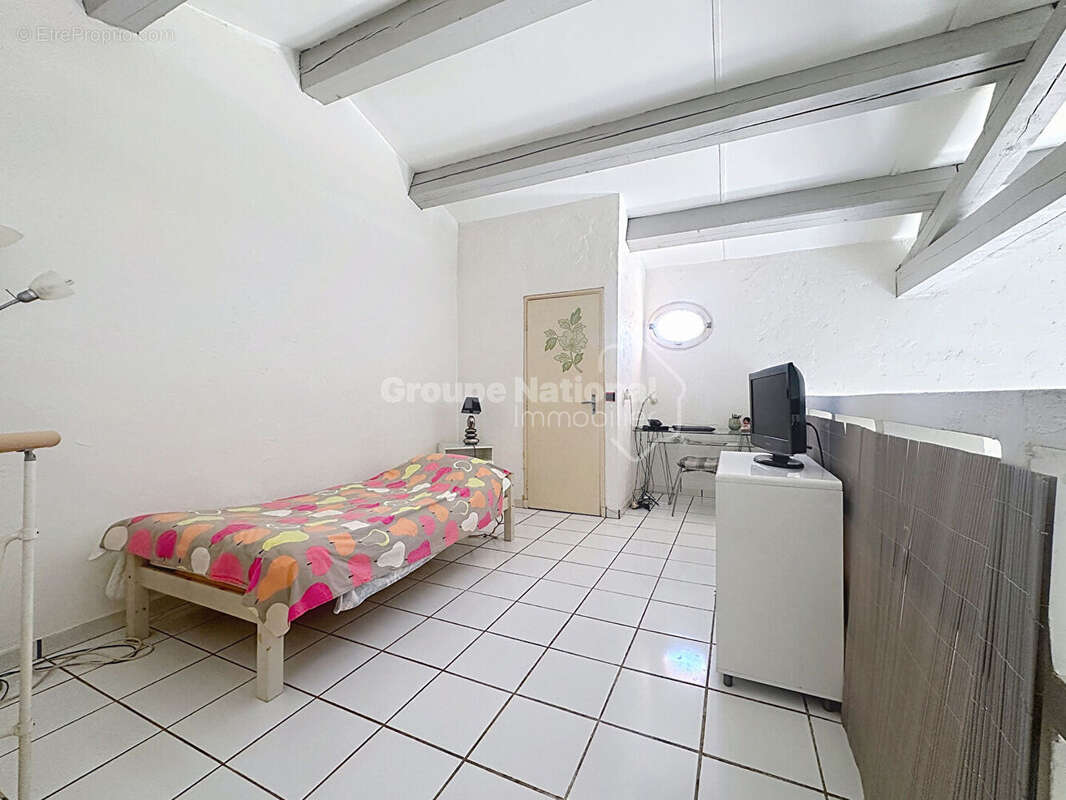 Maison à SAINT-CEZAIRE-SUR-SIAGNE