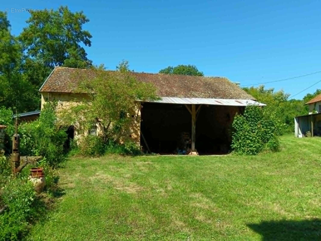 Maison à CEAUX-EN-COUHE