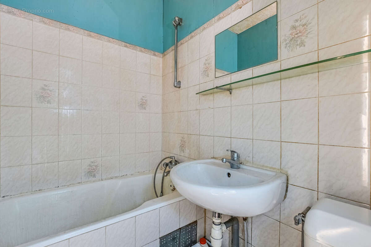 Appartement à PARIS-19E