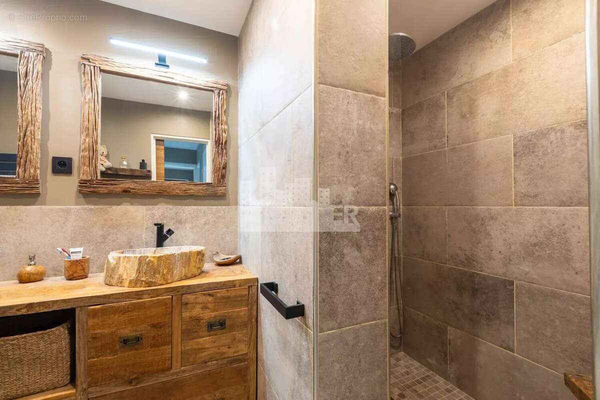 Nice / Corniche Fleurie – 3 pièces de 96 m² en dernier étage - photo 10