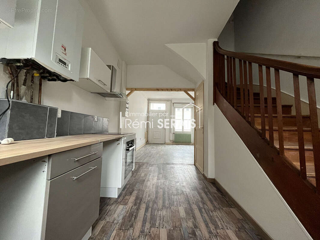 Maison à CONDE-SUR-NOIREAU