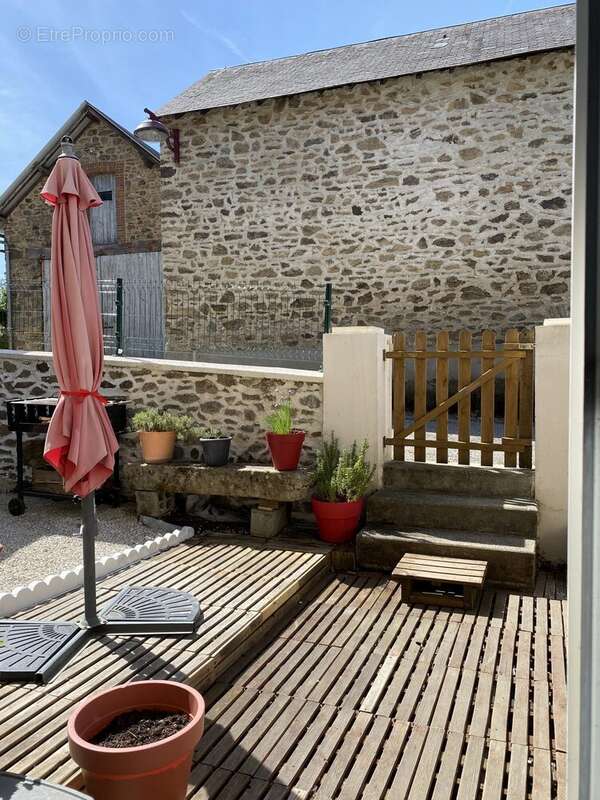 Maison à LA CROISILLE-SUR-BRIANCE