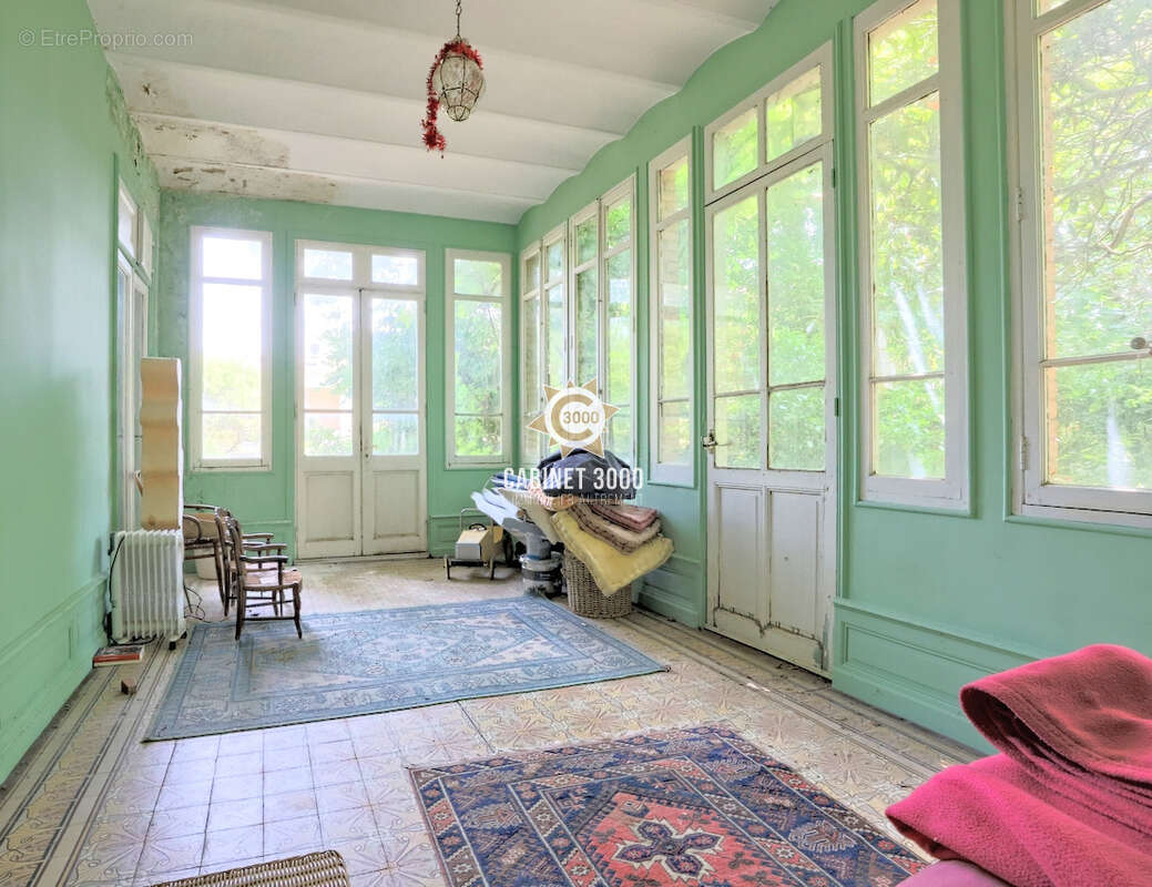 Maison à LA VALETTE-DU-VAR