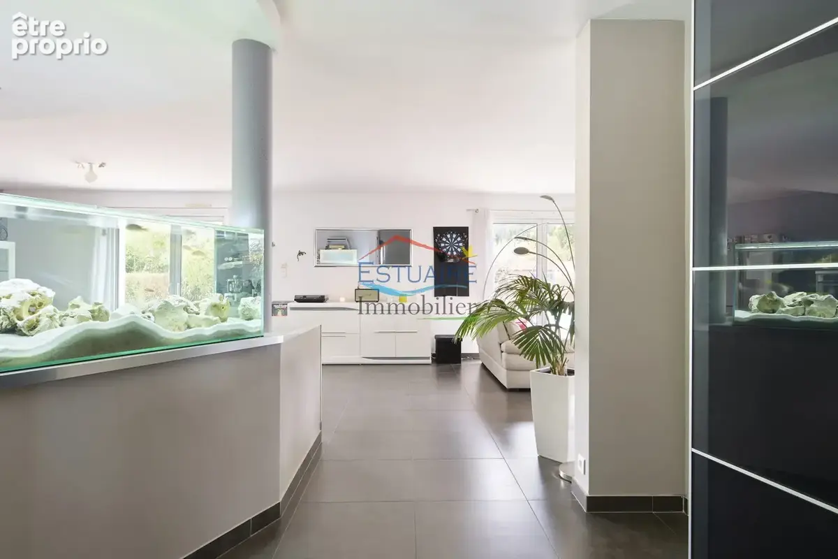 Maison 6 pièces 163 m² à vendre à Besne (44160) - photo 2