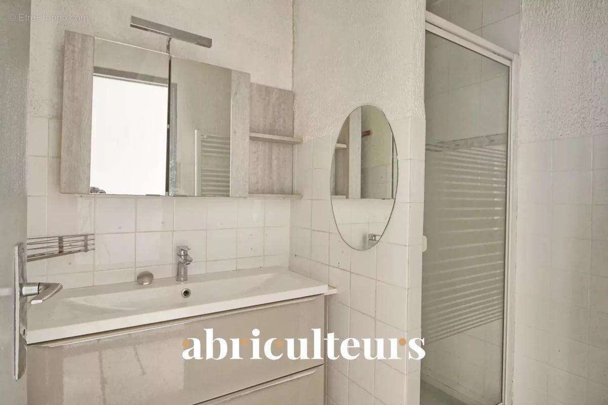 Appartement à ROGNES