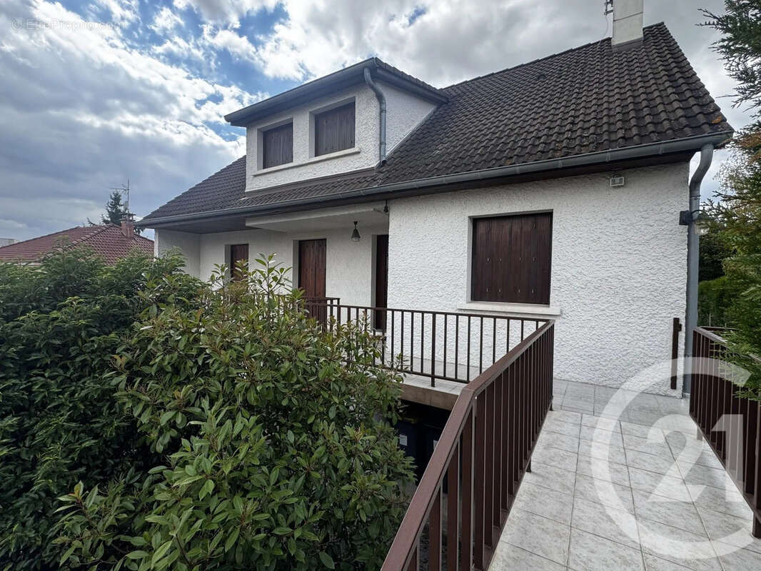 Maison à LE CREUSOT