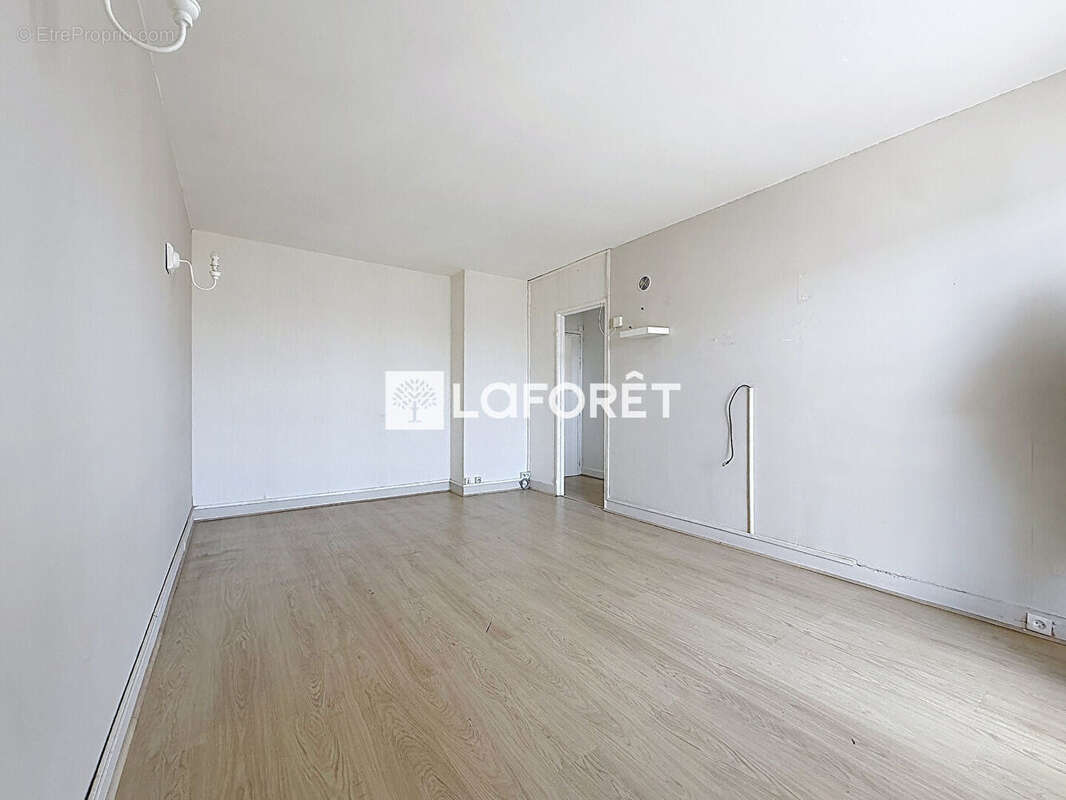 Appartement à LIMEIL-BREVANNES