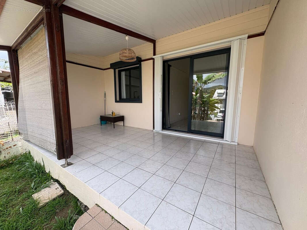 Maison à RIVIERE-SALEE