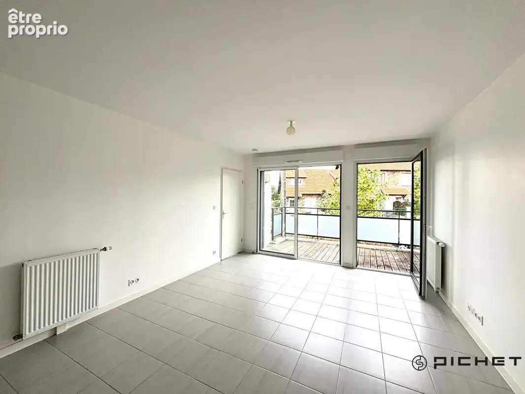 Appartement à COUERON