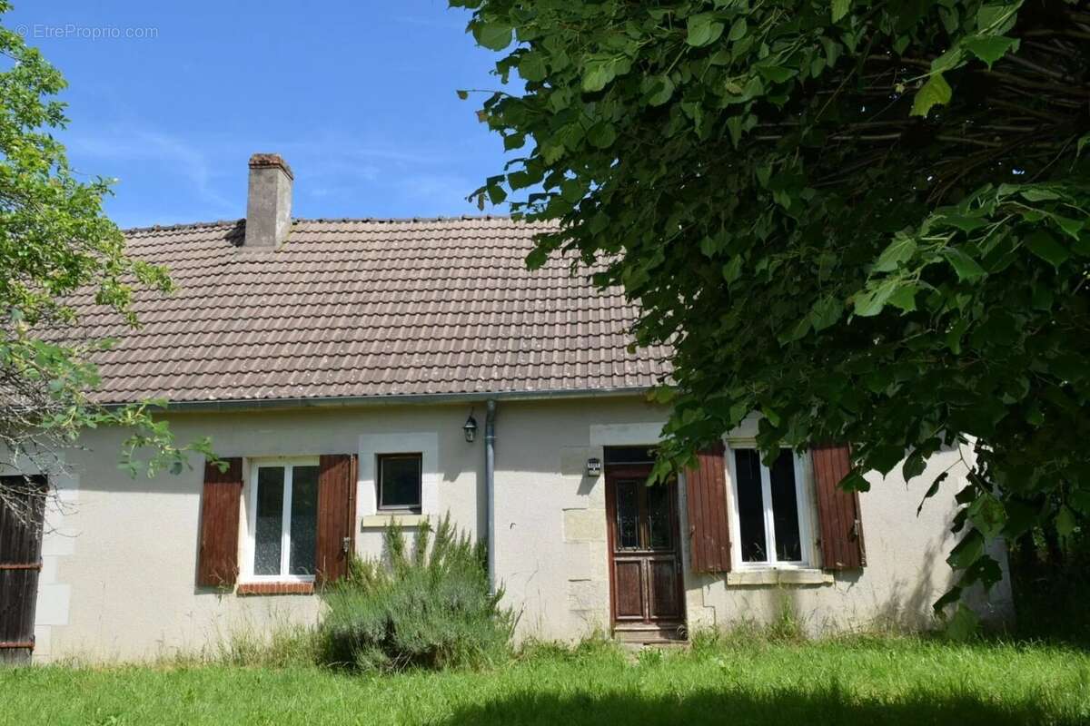 Fermette à vendre dans la Nièvre avec 3375 m² de terrain - photo 3