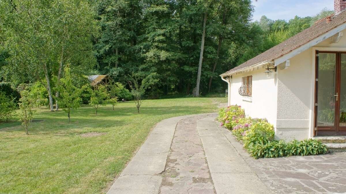 Maison à NESLES-LA-VALLEE
