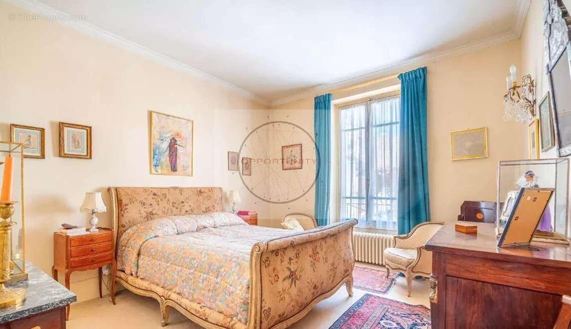 Maison à VINCENNES