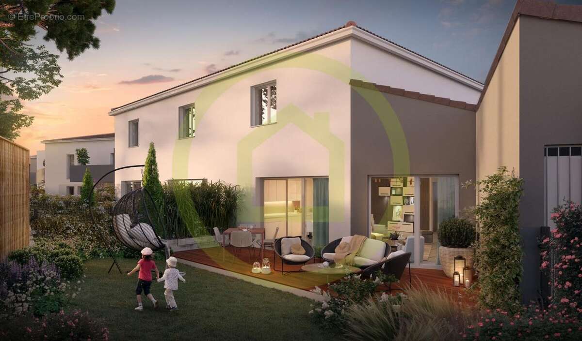 Appartement à VIC-LA-GARDIOLE