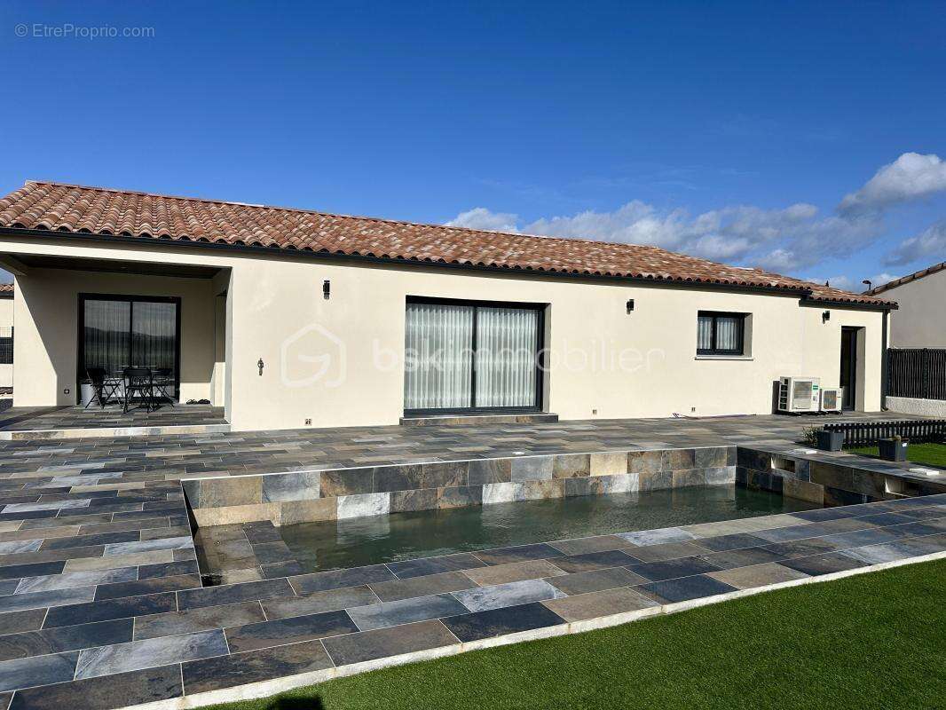 Maison à GINESTAS