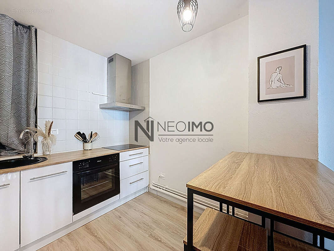 Appartement à NEUFCHATEAU