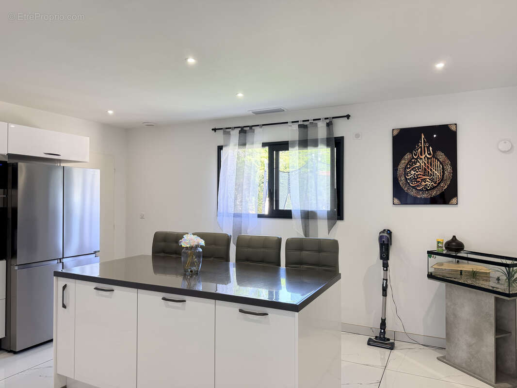 Maison à COULOUNIEIX-CHAMIERS