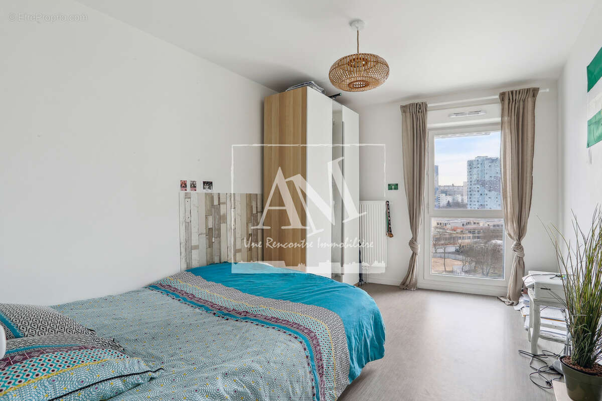 Appartement à NANTERRE