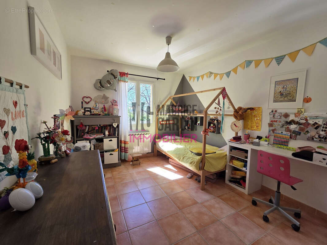 Maison à SAUMANE-DE-VAUCLUSE