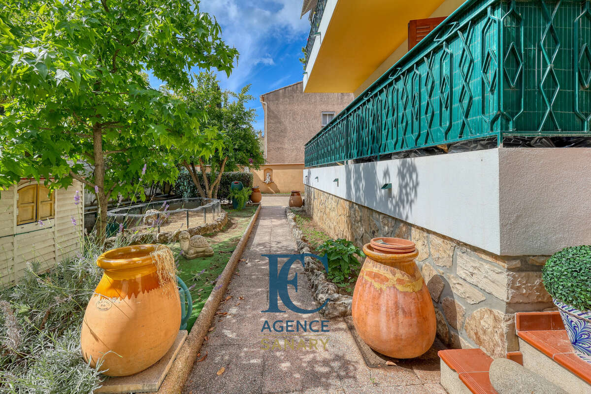 Appartement à SANARY-SUR-MER