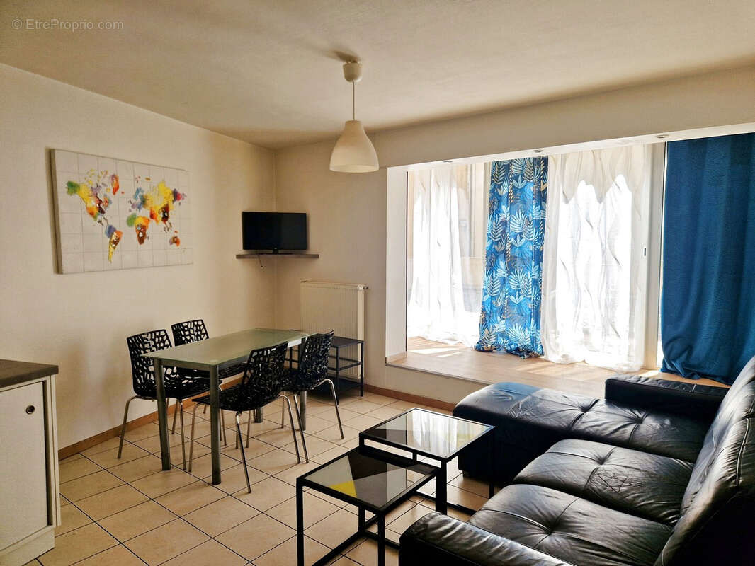 Toulon Haute-ville, T3 avec 2 chambres - photo 2