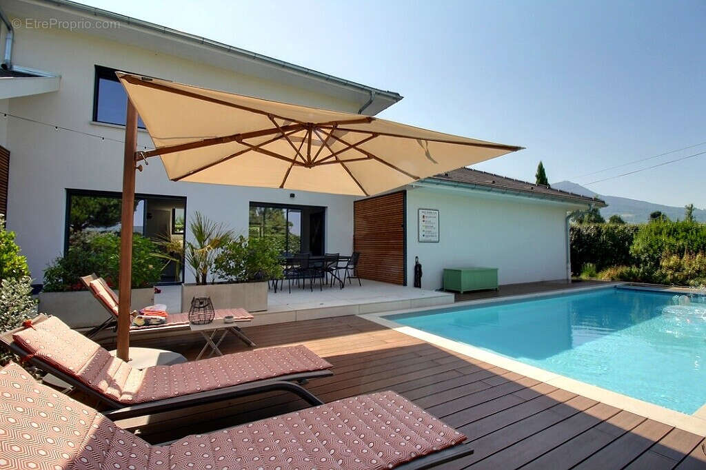 Maison à BRENTHONNE