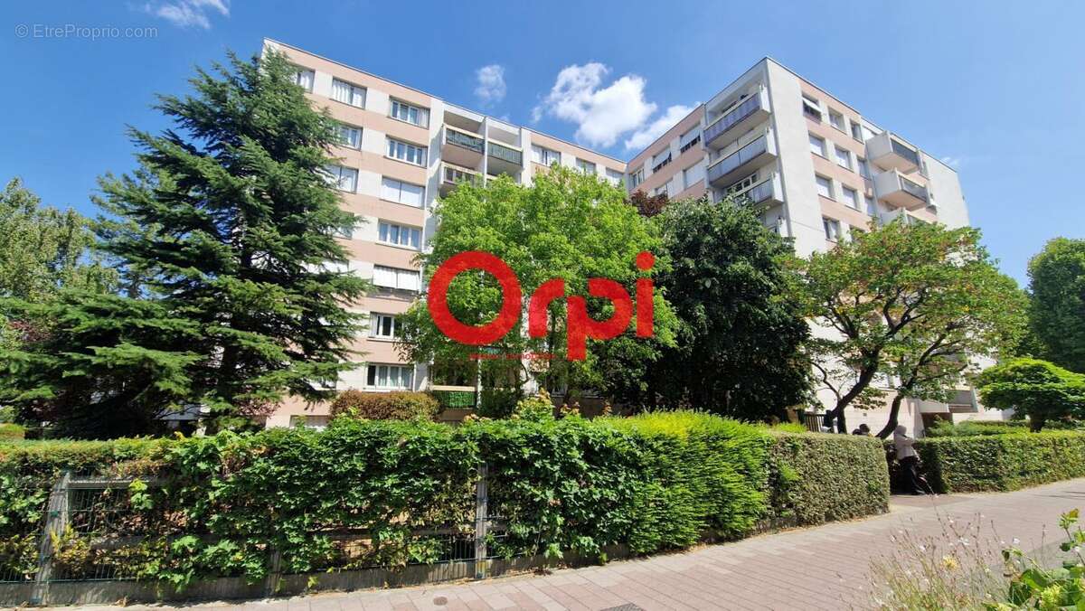 Appartement à NEUILLY-SUR-MARNE