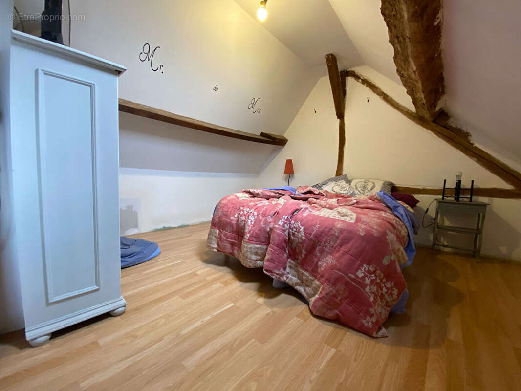 Maison à DAMVILLE