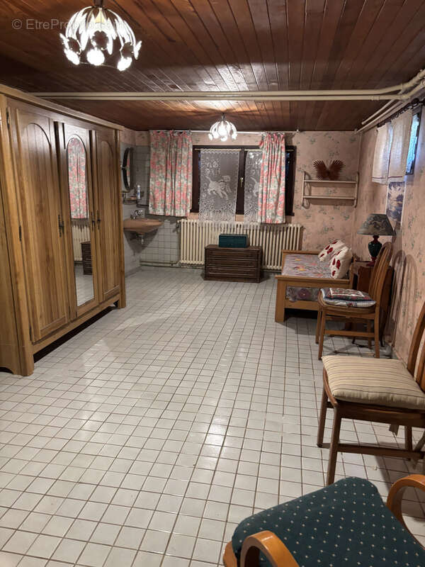 Maison à SAINT-CYR-AU-MONT-D&#039;OR