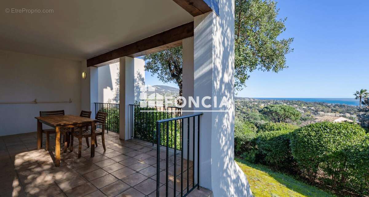 Appartement à GRIMAUD