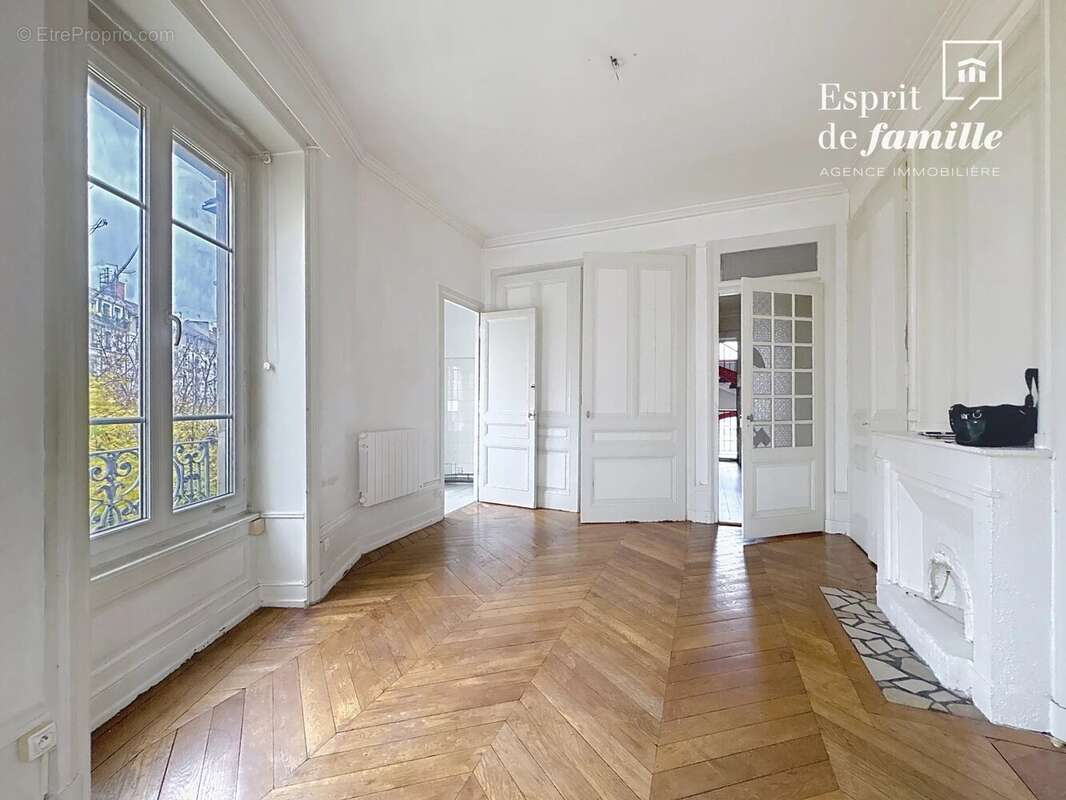 Appartement à LYON-6E