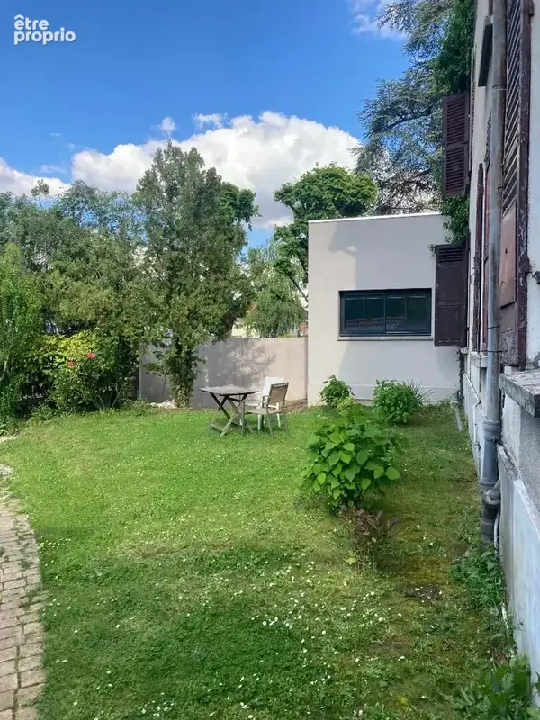 Appartement T1 à vendre à Marly le Roi - Centre, proche gare et commodités - photo 2