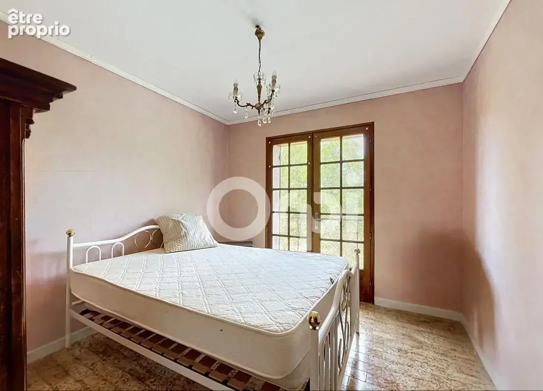  Maison semi‑enterrée de 1980 avec logement indépendant – 1,6 hectare de terrain - photo 10